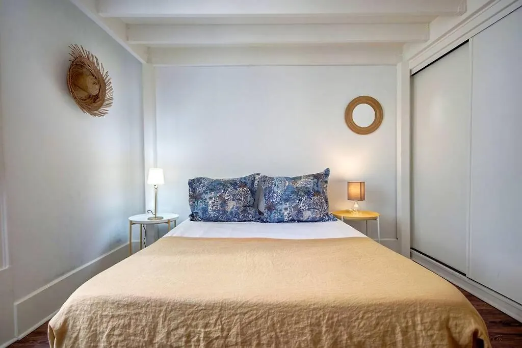 Unique Sao Bento Apartment Ideal For A Group Lisbon