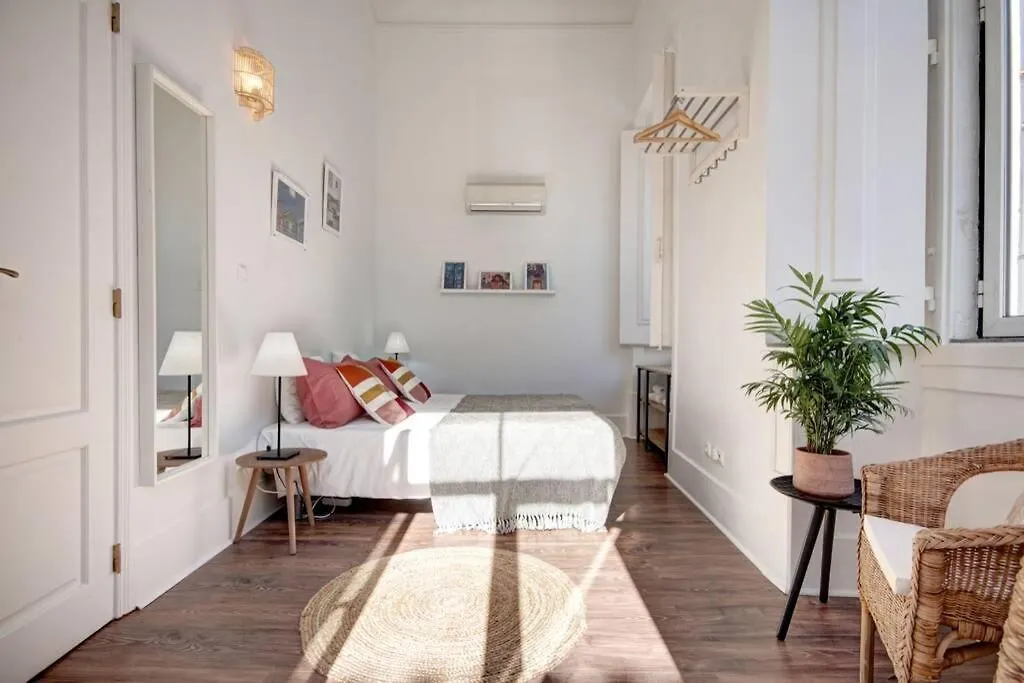 Unique Sao Bento Apartment Ideal For A Group Lisbon