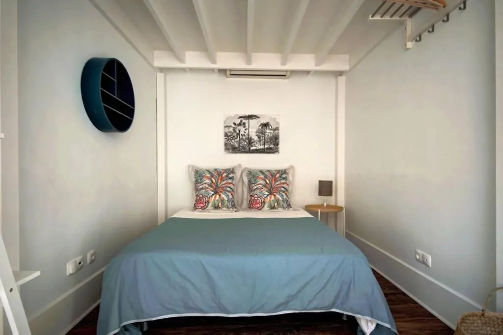 Unique Sao Bento Apartment Ideal For A Group Lisbon