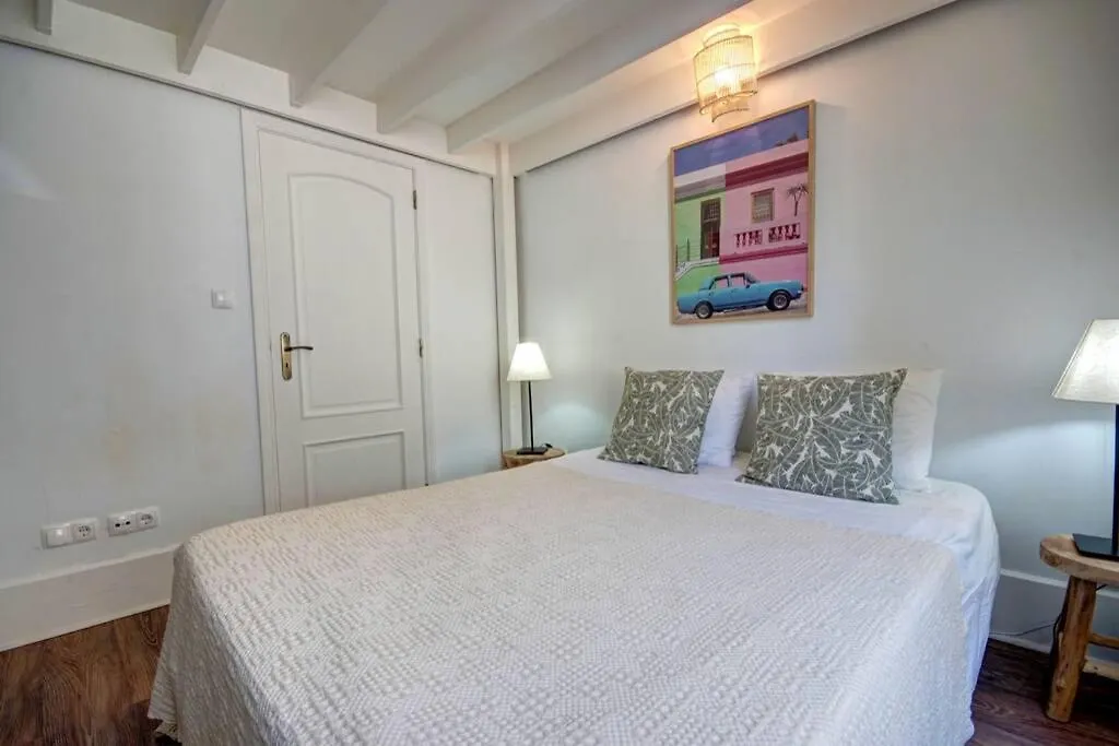 Unique Sao Bento Apartment Ideal For A Group Lisbon Portugal