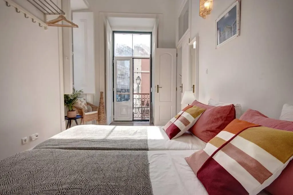 Unique Sao Bento Apartment Ideal For A Group Lisbon
